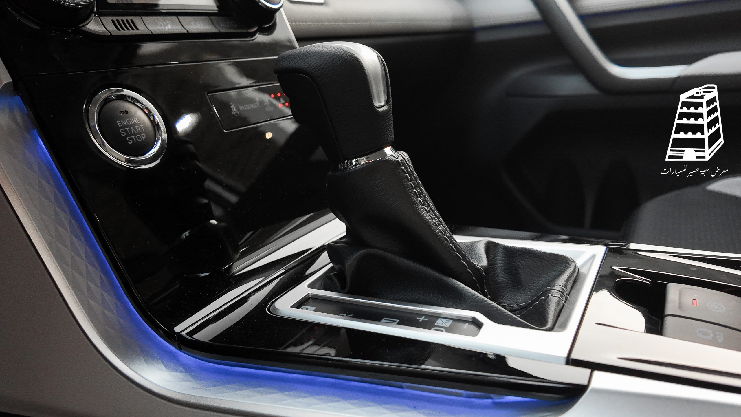 Toyota Veloz (White)