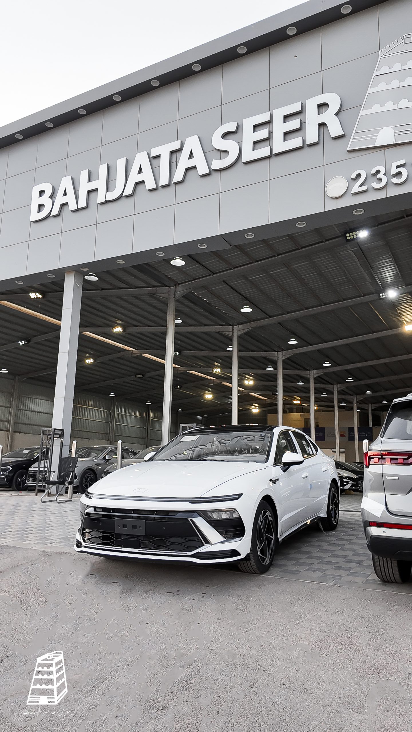 Hyundai Sonata Comfort (White)