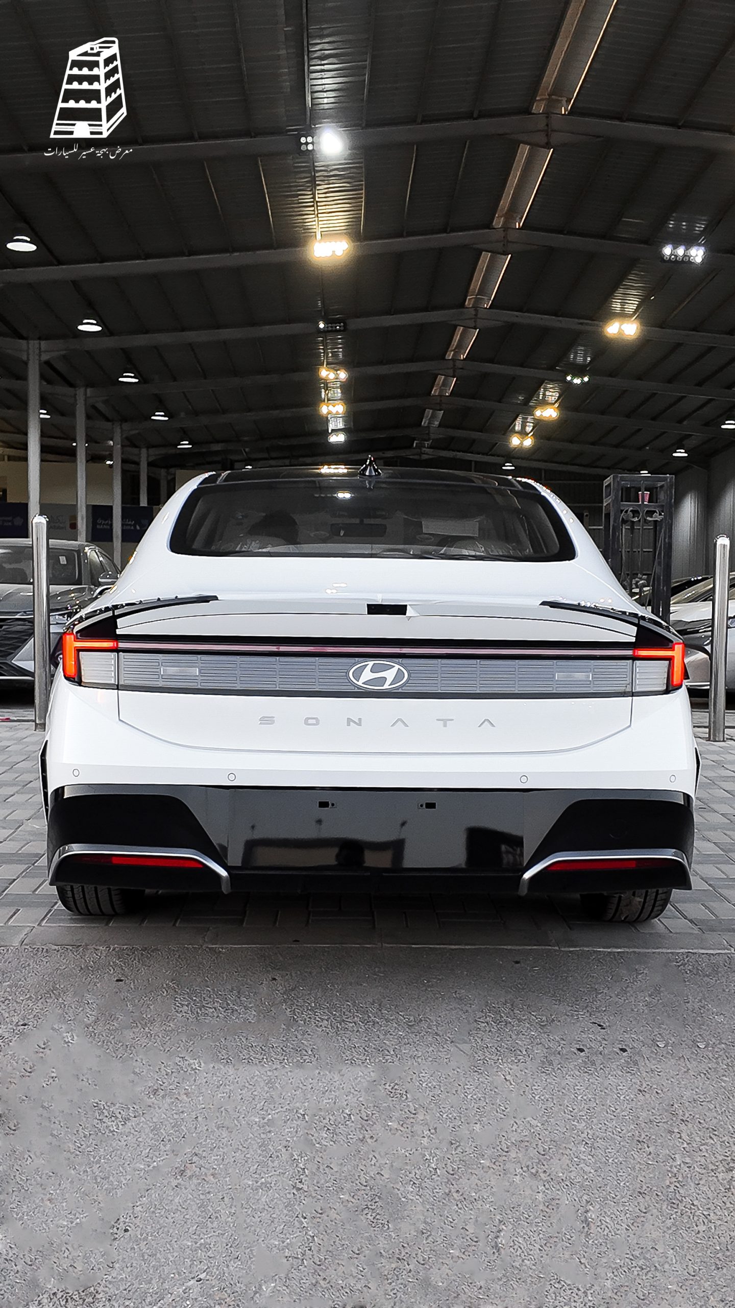 Hyundai Sonata Comfort (White)