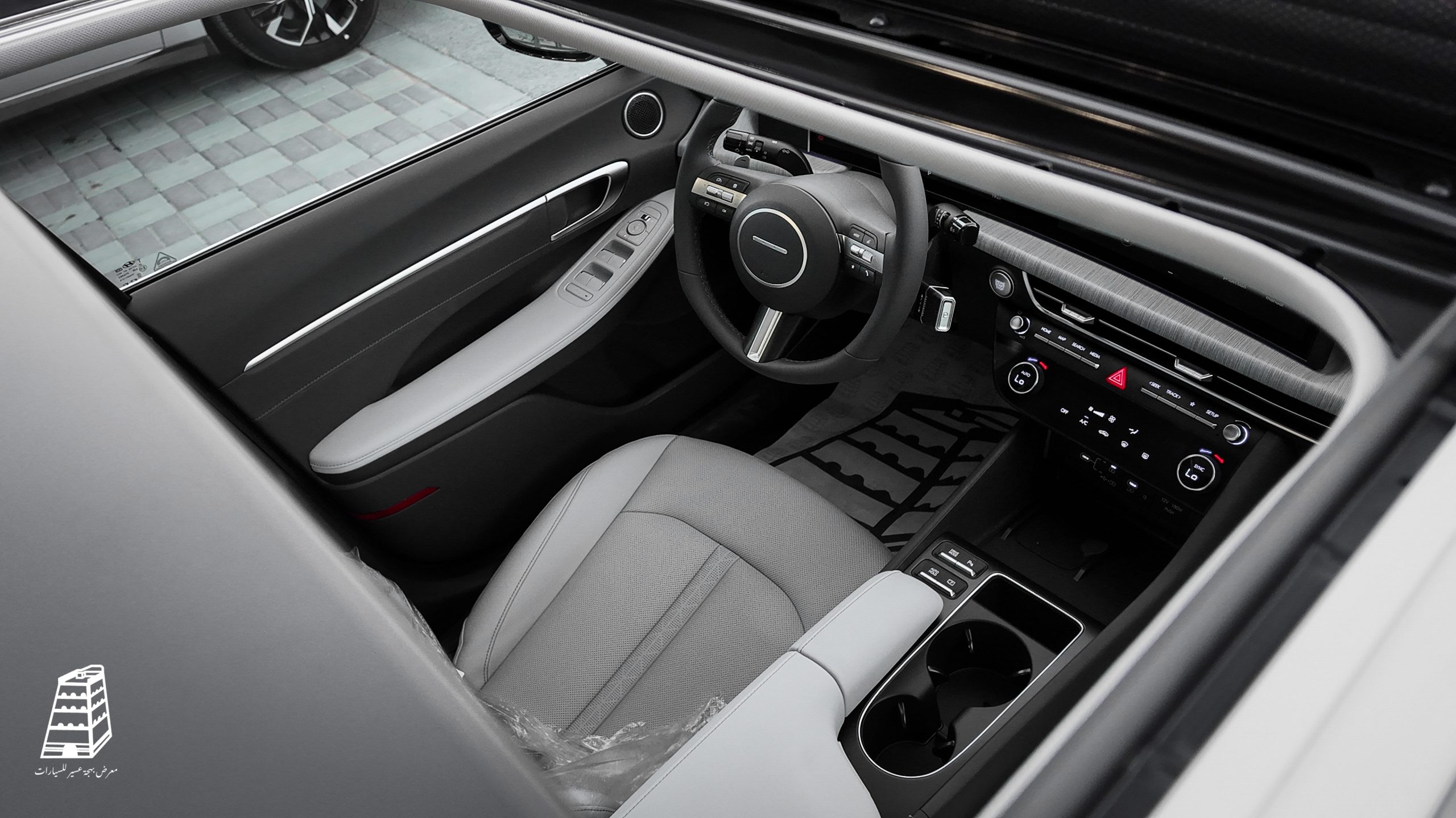 Hyundai Sonata Comfort (Black)