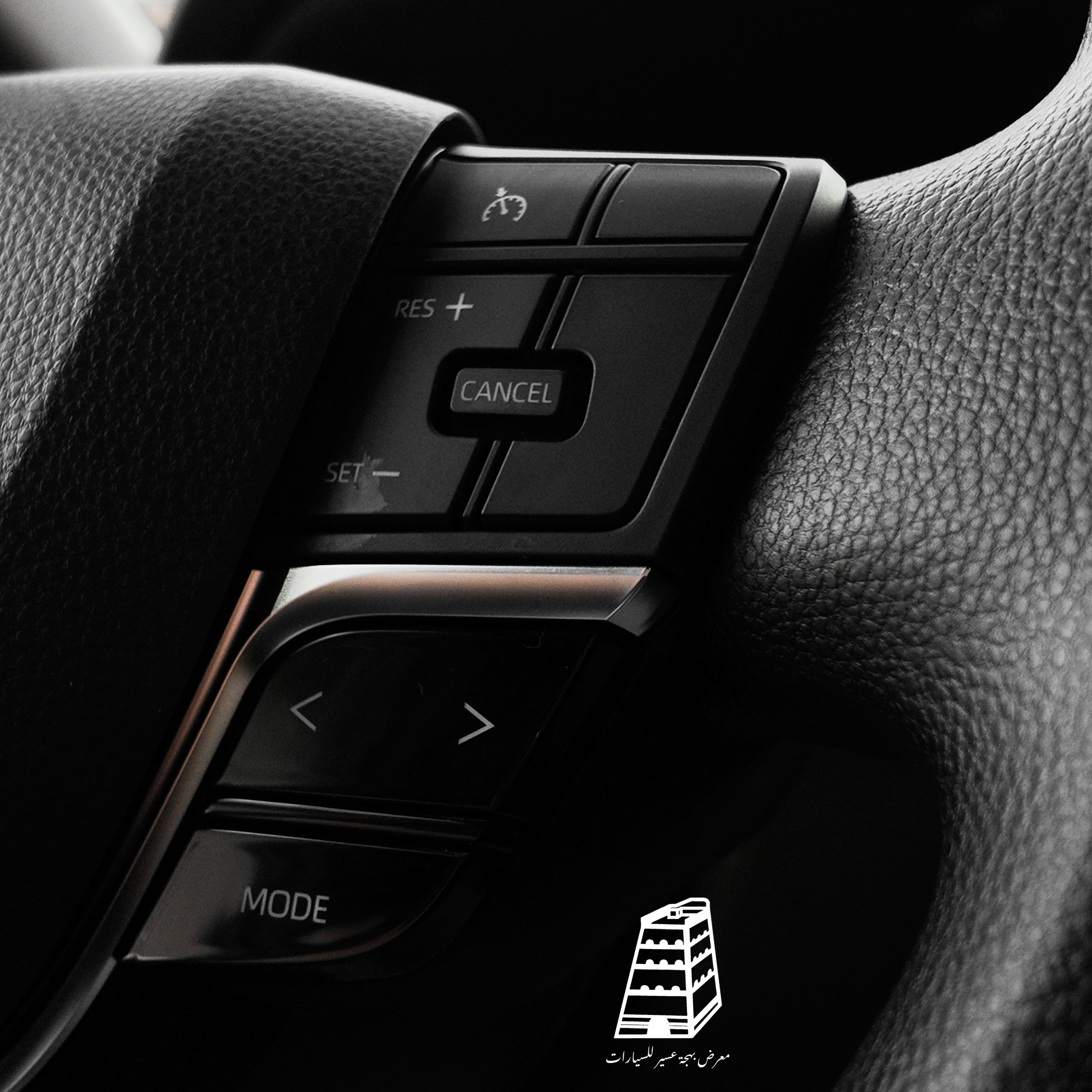 Toyota Camry E (Black)