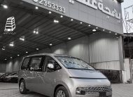 Hyundai Staria (Silver)