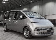 Hyundai Staria (Silver)