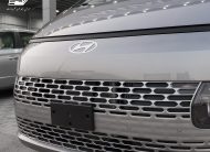 Hyundai Staria (Silver)