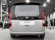 Hyundai Staria (Silver)