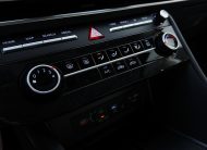 Hyundai Sonata Smart (White)