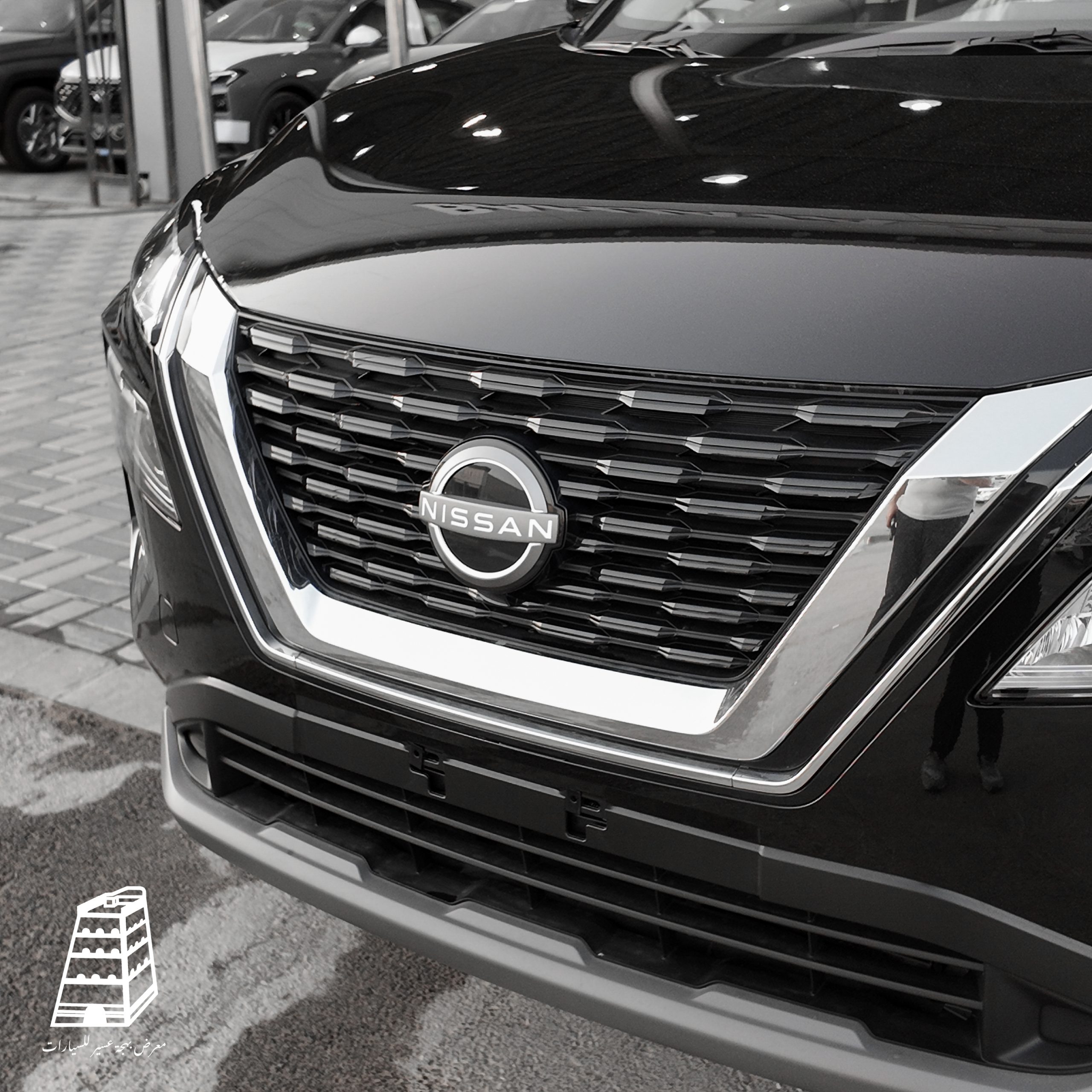 Nissan X-Trail Standard Double (Black)