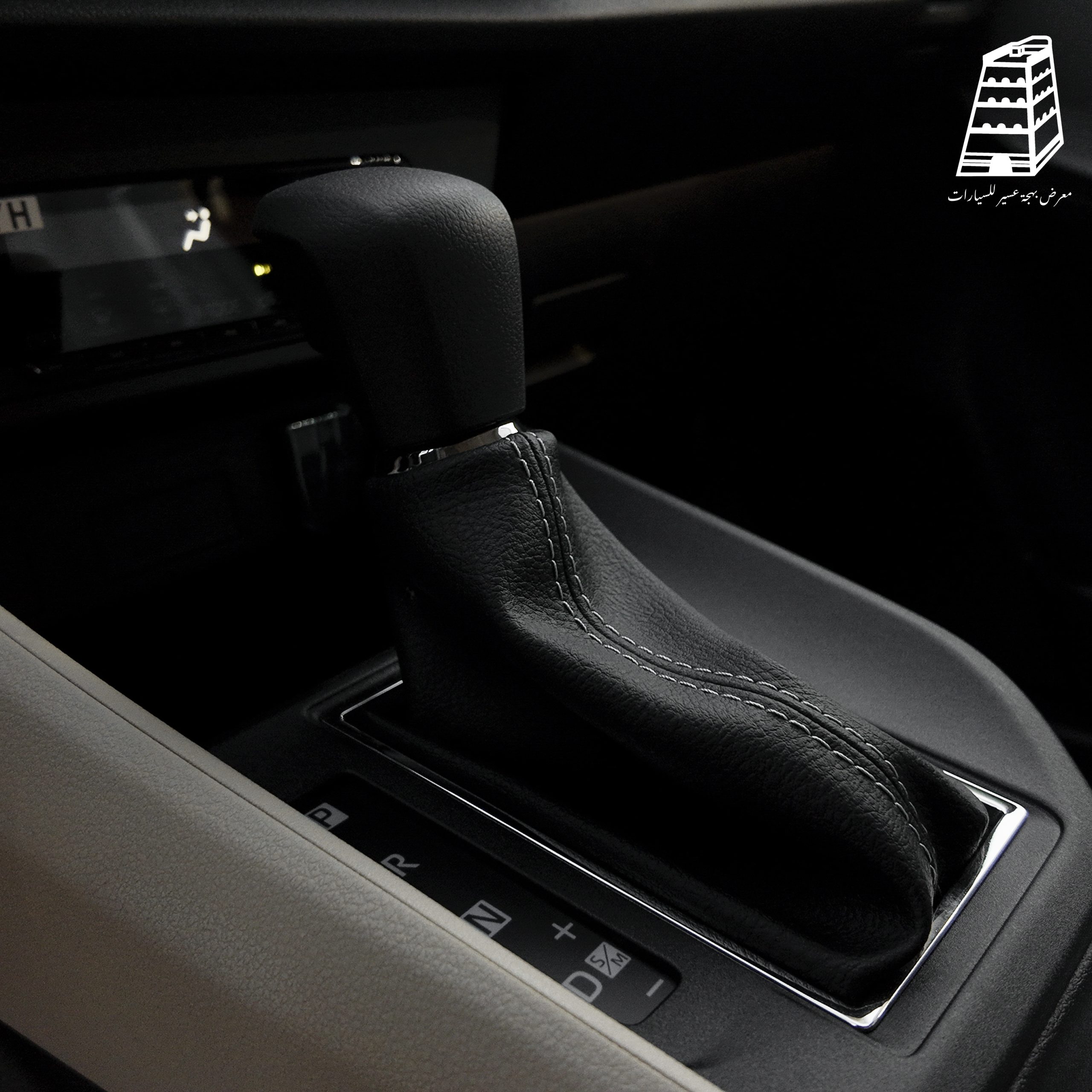 Toyota Yaris Y (White)