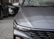 Hyundai Elantra Smart Plus (Silver)