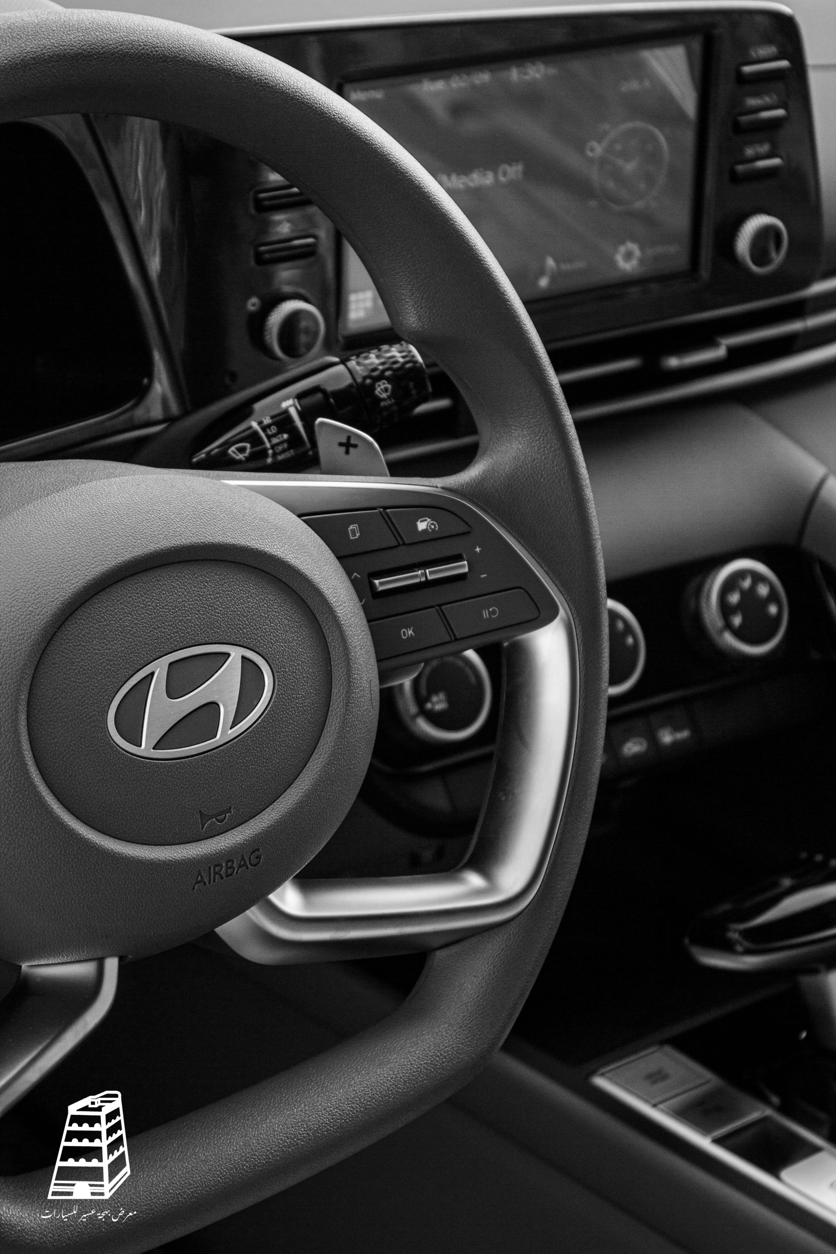 Hyundai Elantra Smart Plus (Silver)