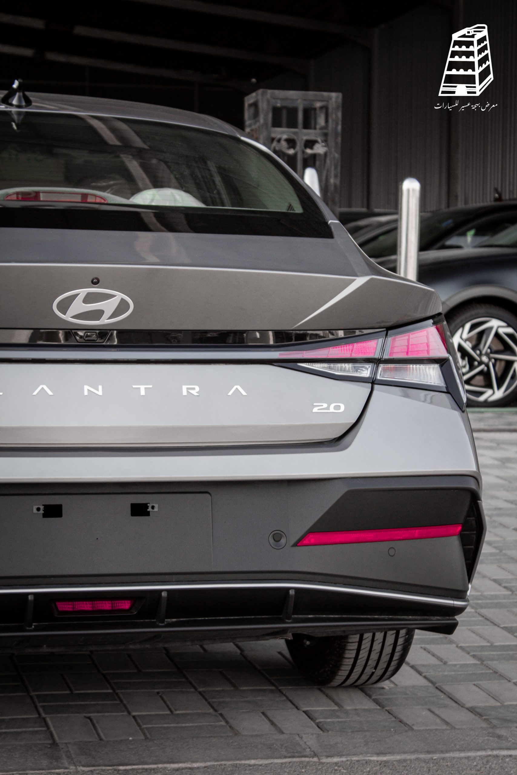 Hyundai Elantra Smart Plus (Silver)