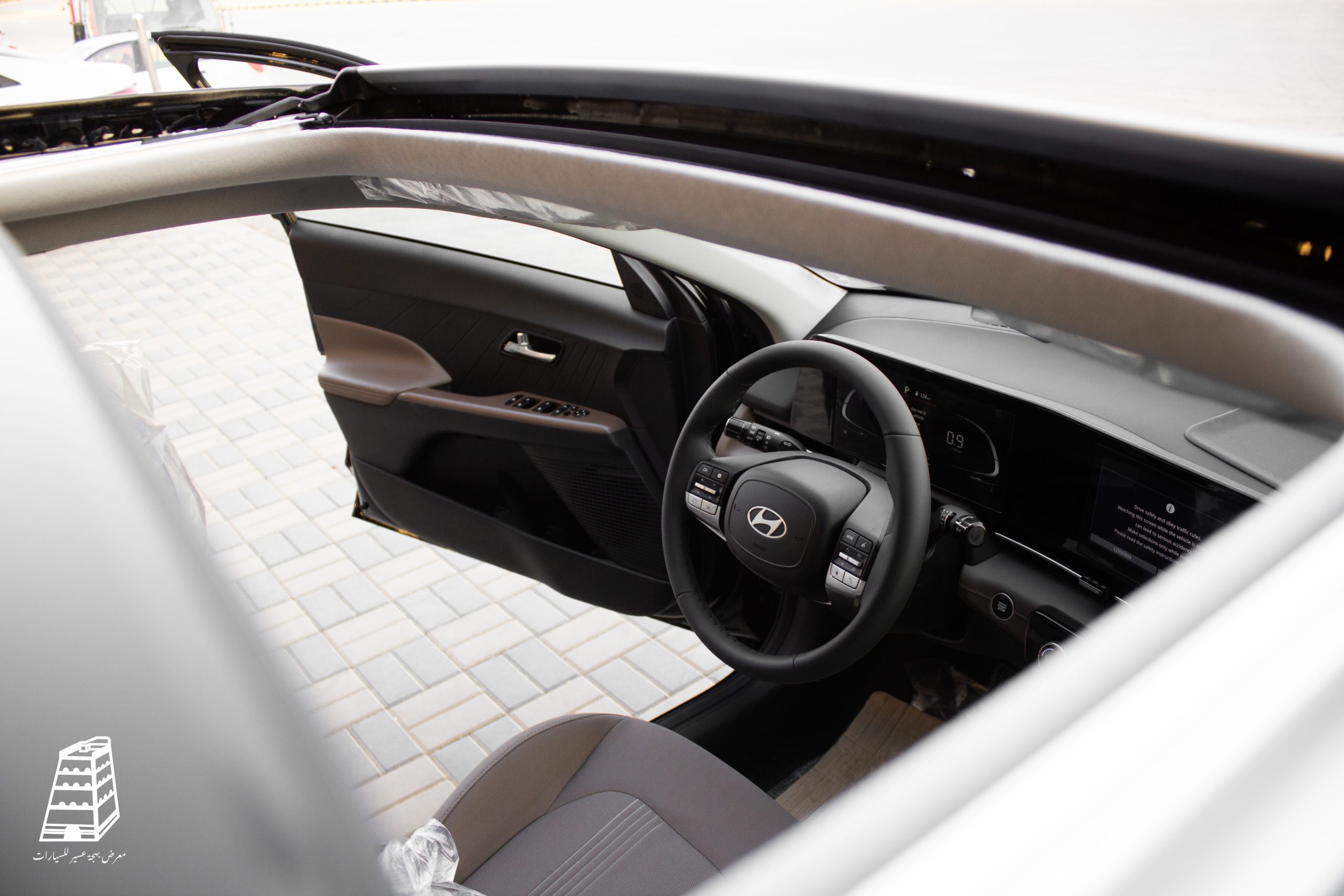 Hyundai Accent Comfort (Jet Black)