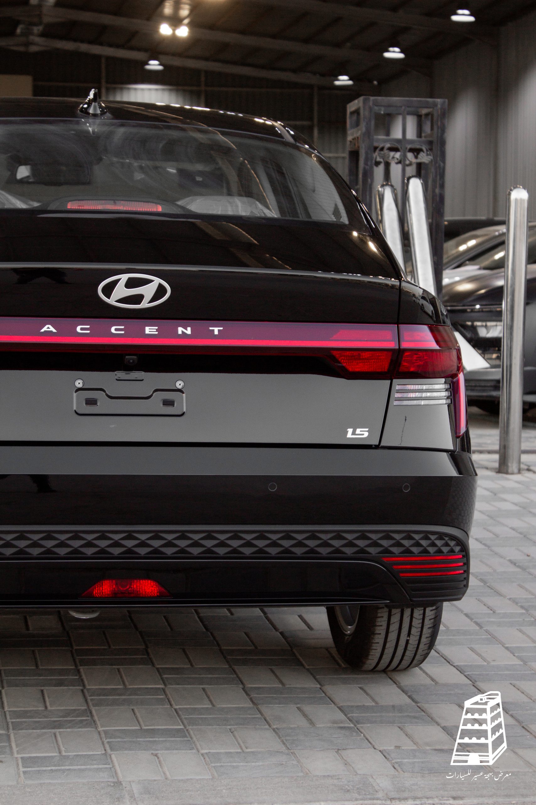 Hyundai Accent Comfort (Jet Black)