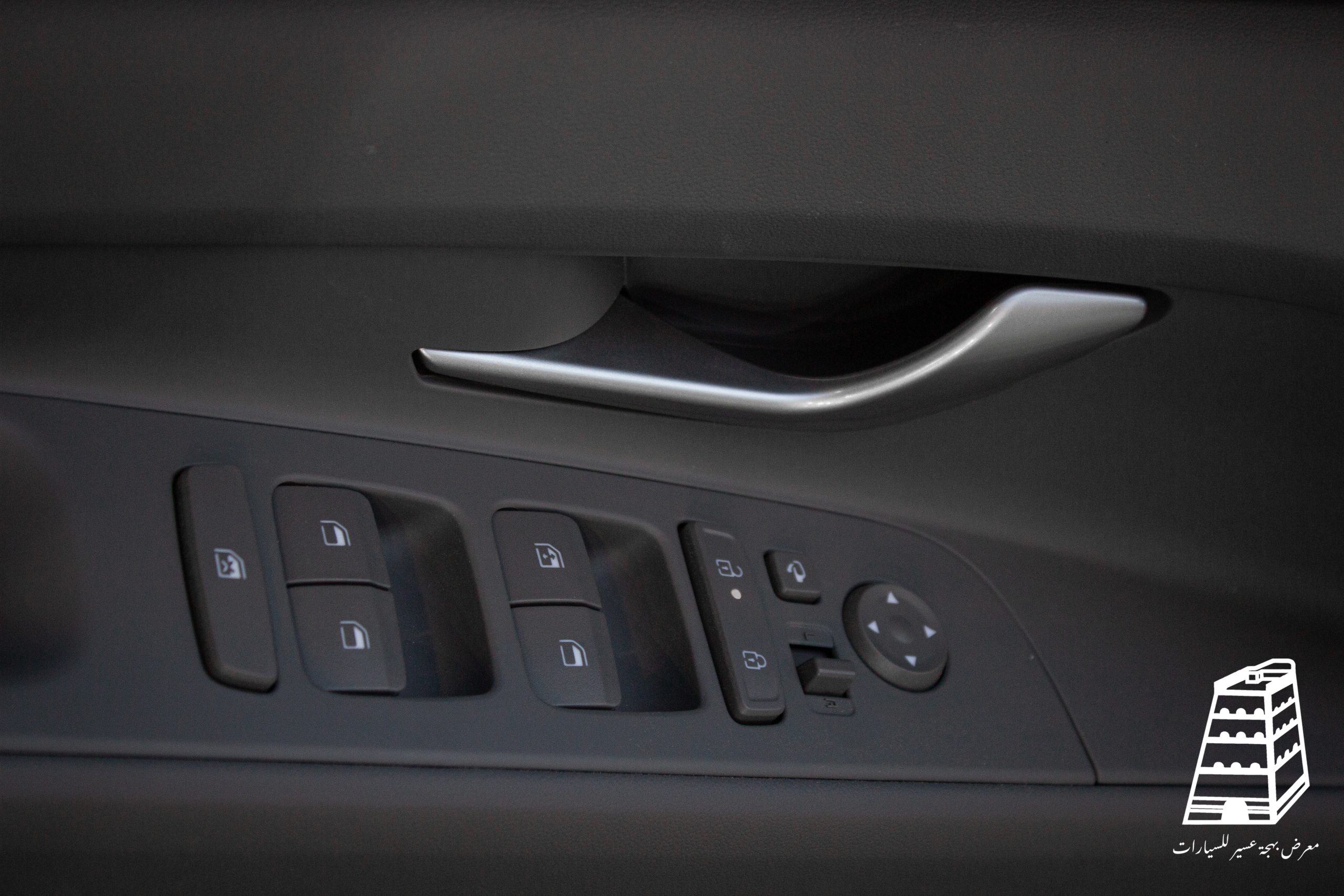 Hyundai Elantra Smart Plus (Black)