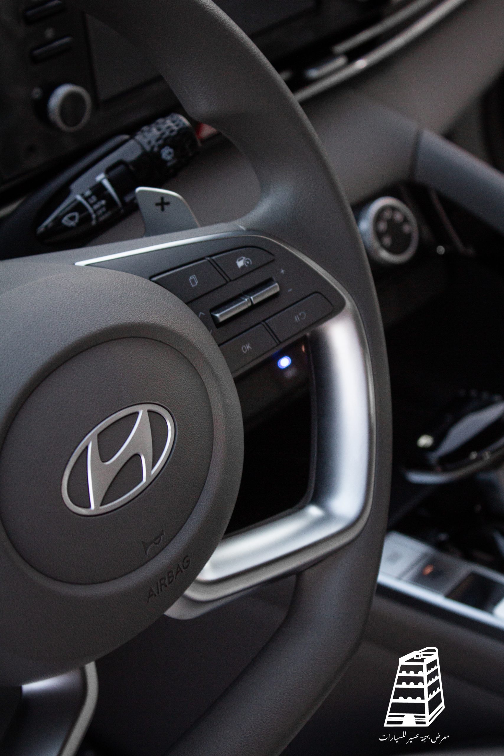 Hyundai Elantra Smart Plus (Black)