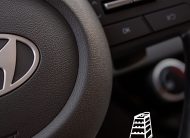 Hyundai Elantra Smart (White)