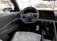 Hyundai Elantra Smart (White)