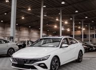 Hyundai Elantra Comfort (White)