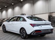 Hyundai Elantra Comfort (White)