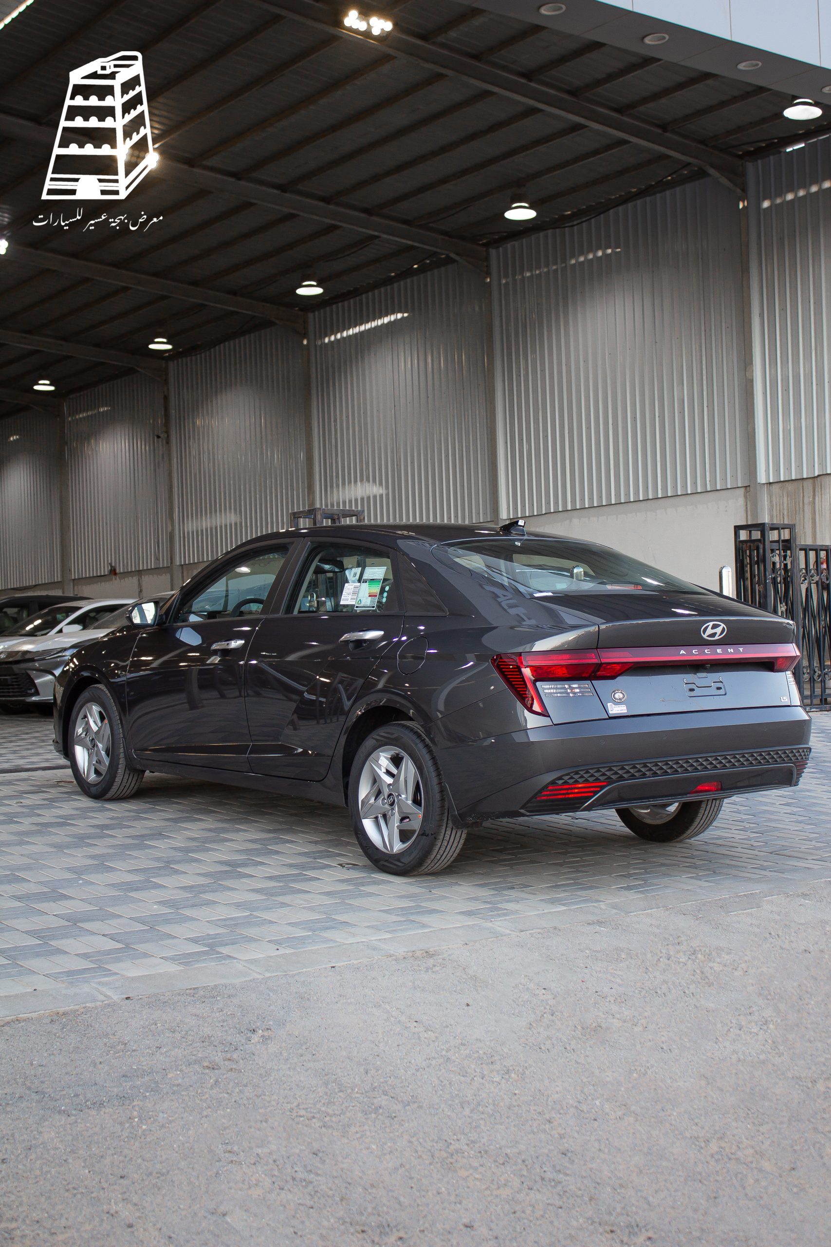 Hyundai Accent Comfort (Black)