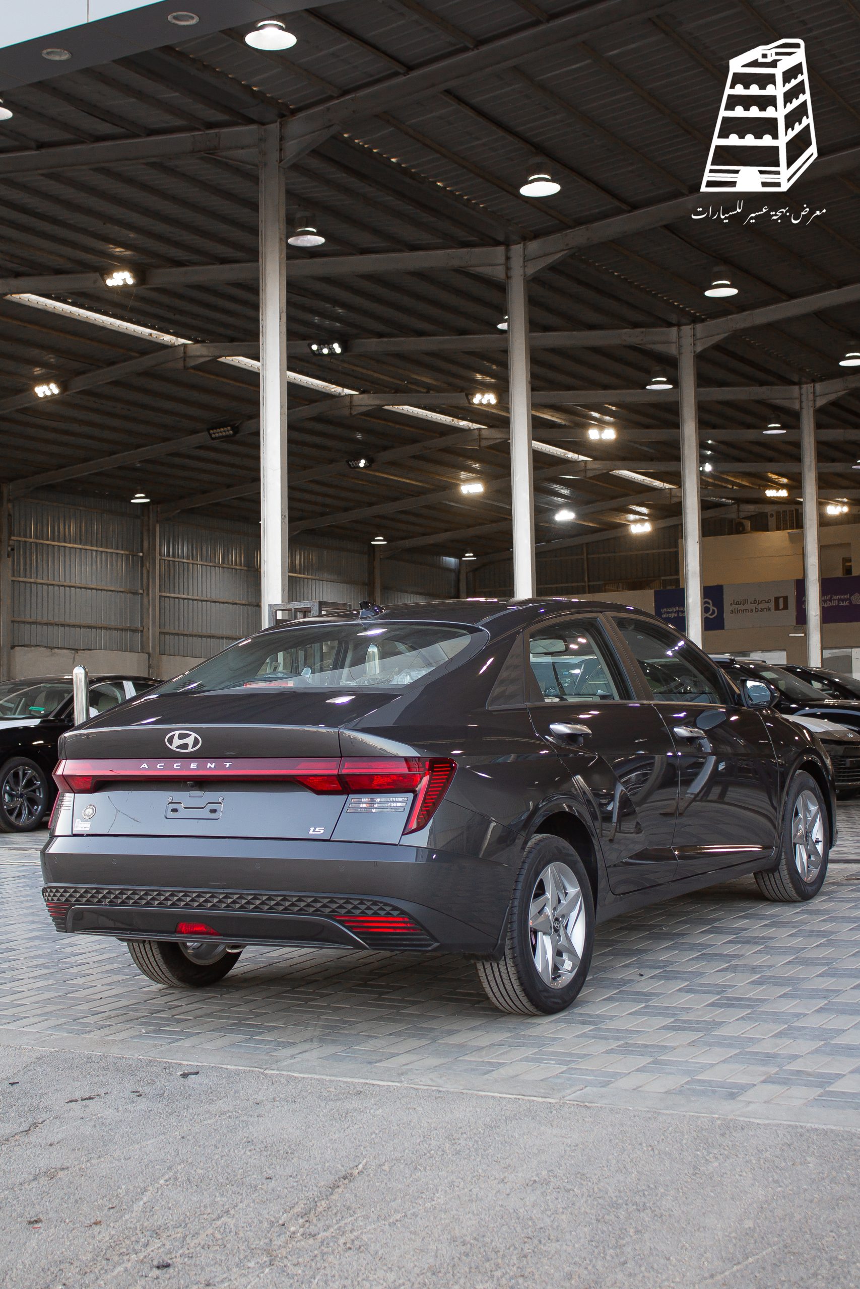 Hyundai Accent Comfort (Black)