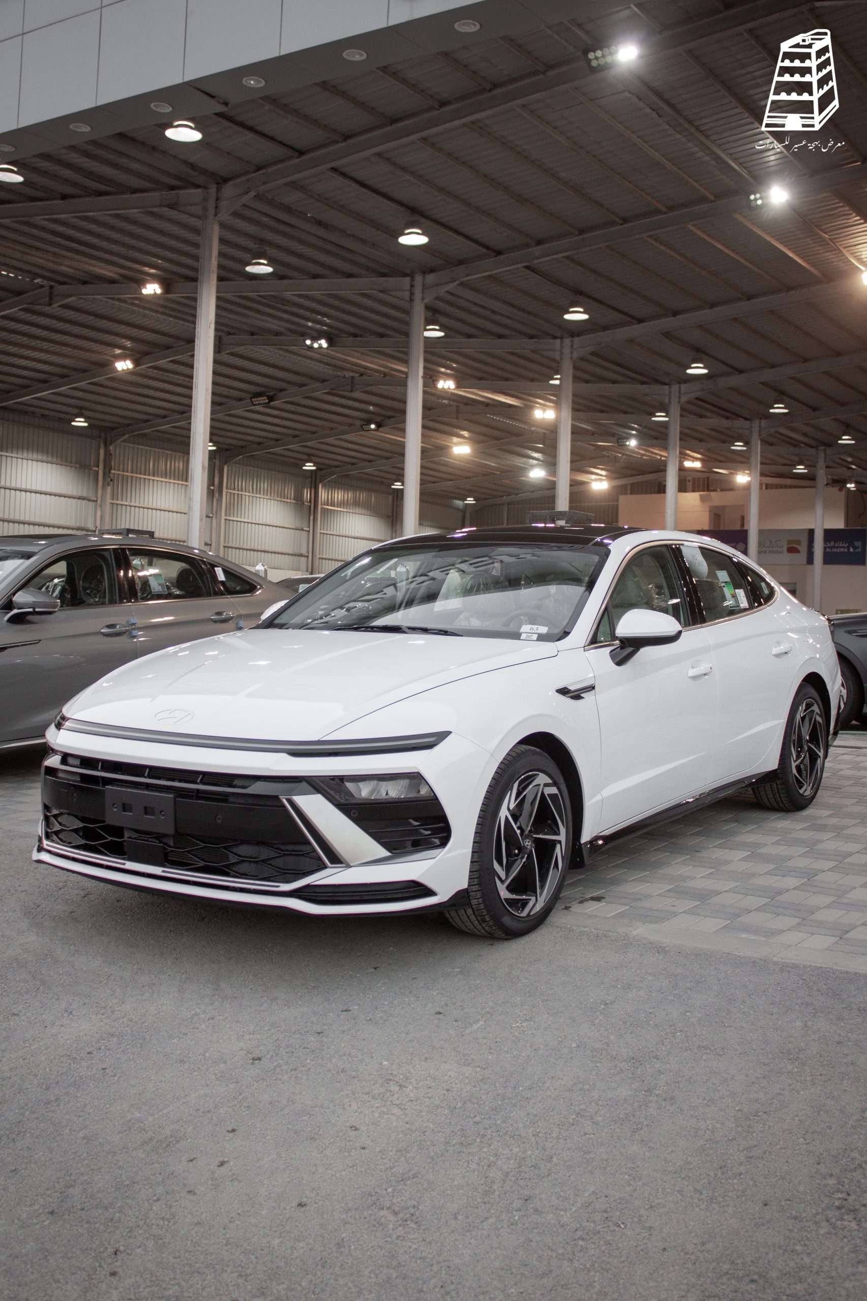 Hyundai Sonata Comfort (White)