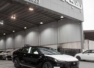 Ford Taurus Hybrid (Black)