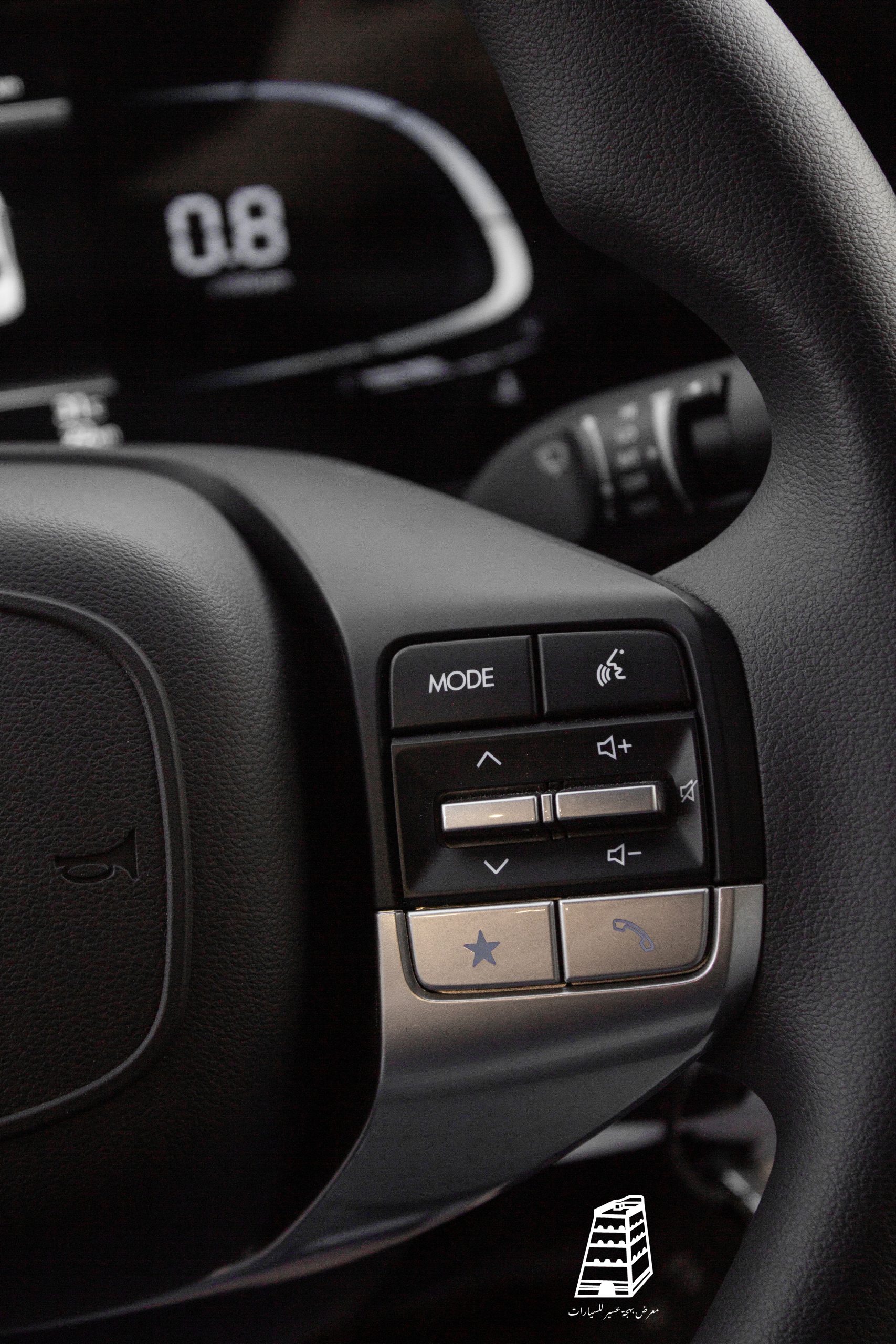 Hyundai Accent Smart (Jet Black)