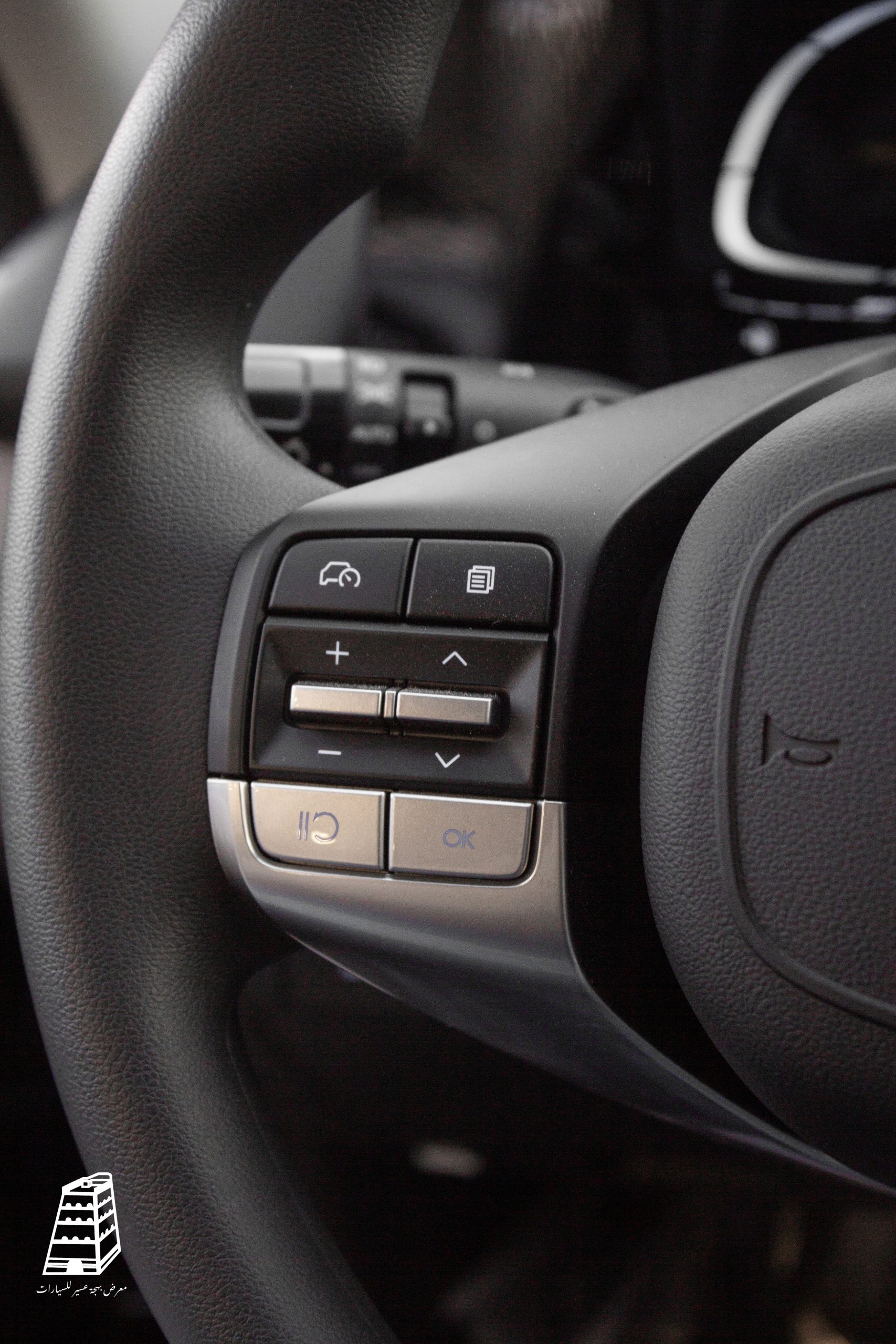 Hyundai Accent Smart (Jet Black)