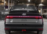 Hyundai Accent Smart (Jet Black)