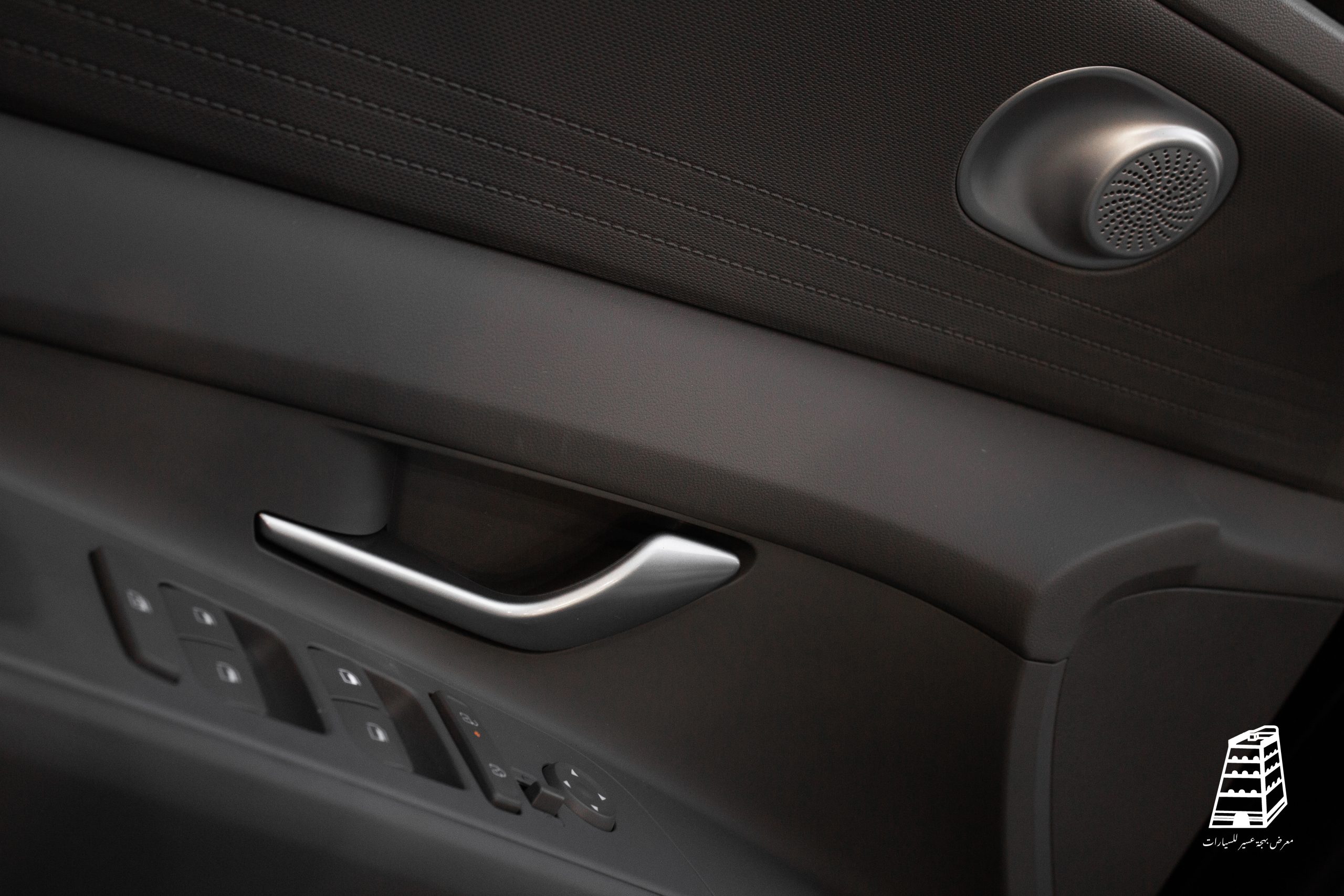 Hyundai Elantra Smart (Black)