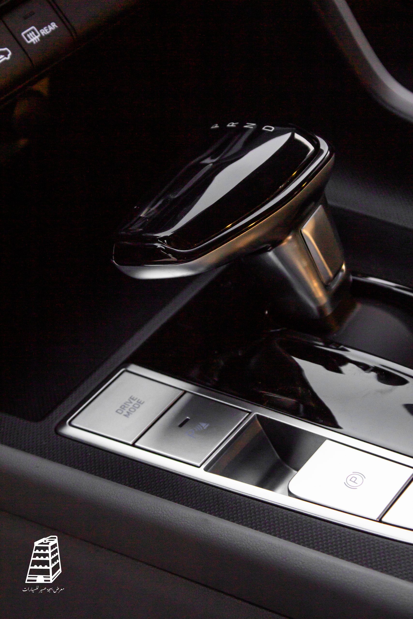 Hyundai Elantra Smart (Black)