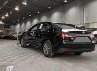 Toyota Camry E (Black)