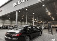 Toyota Camry E (Black)