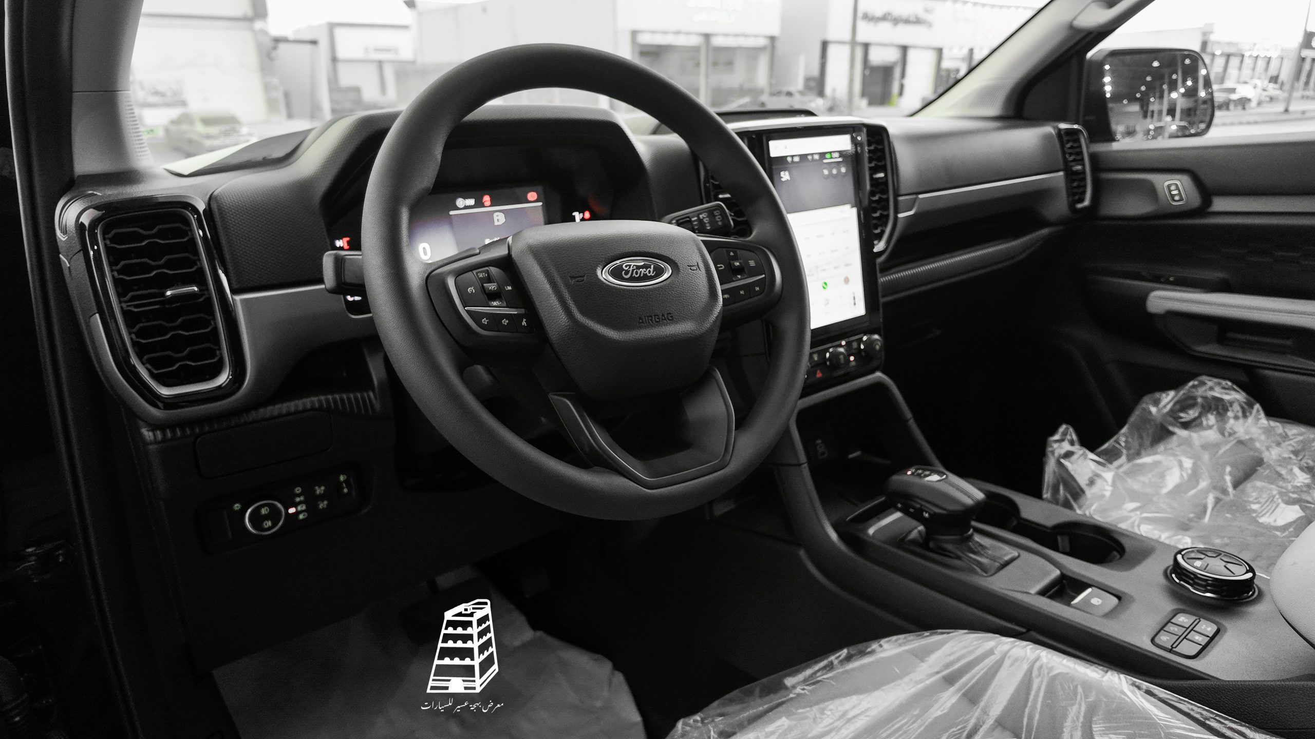 Ford Everest (Black)