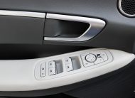 Hyundai Sonata Smart (White)