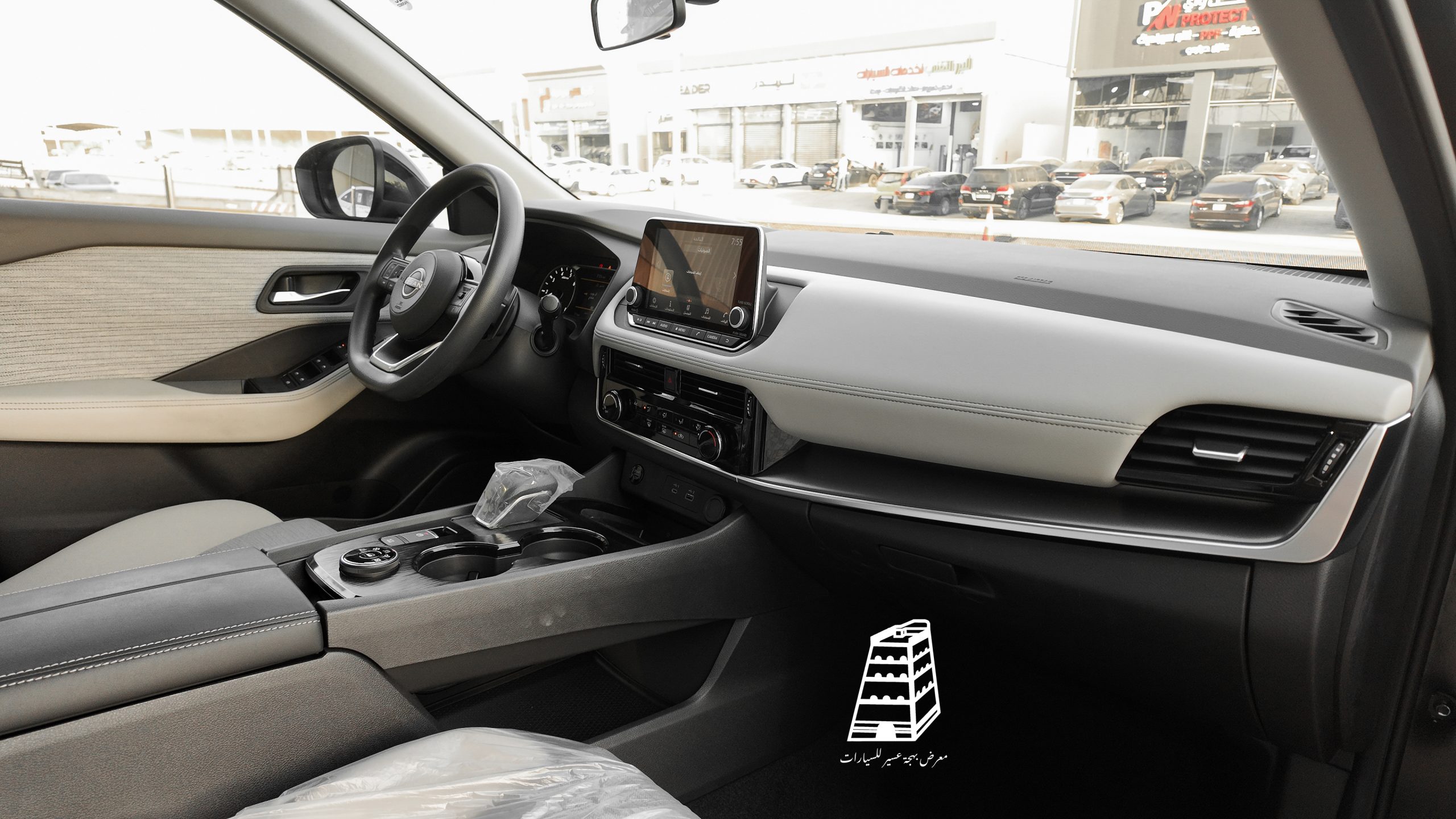 Nissan X-Trail Standard Double (Black)