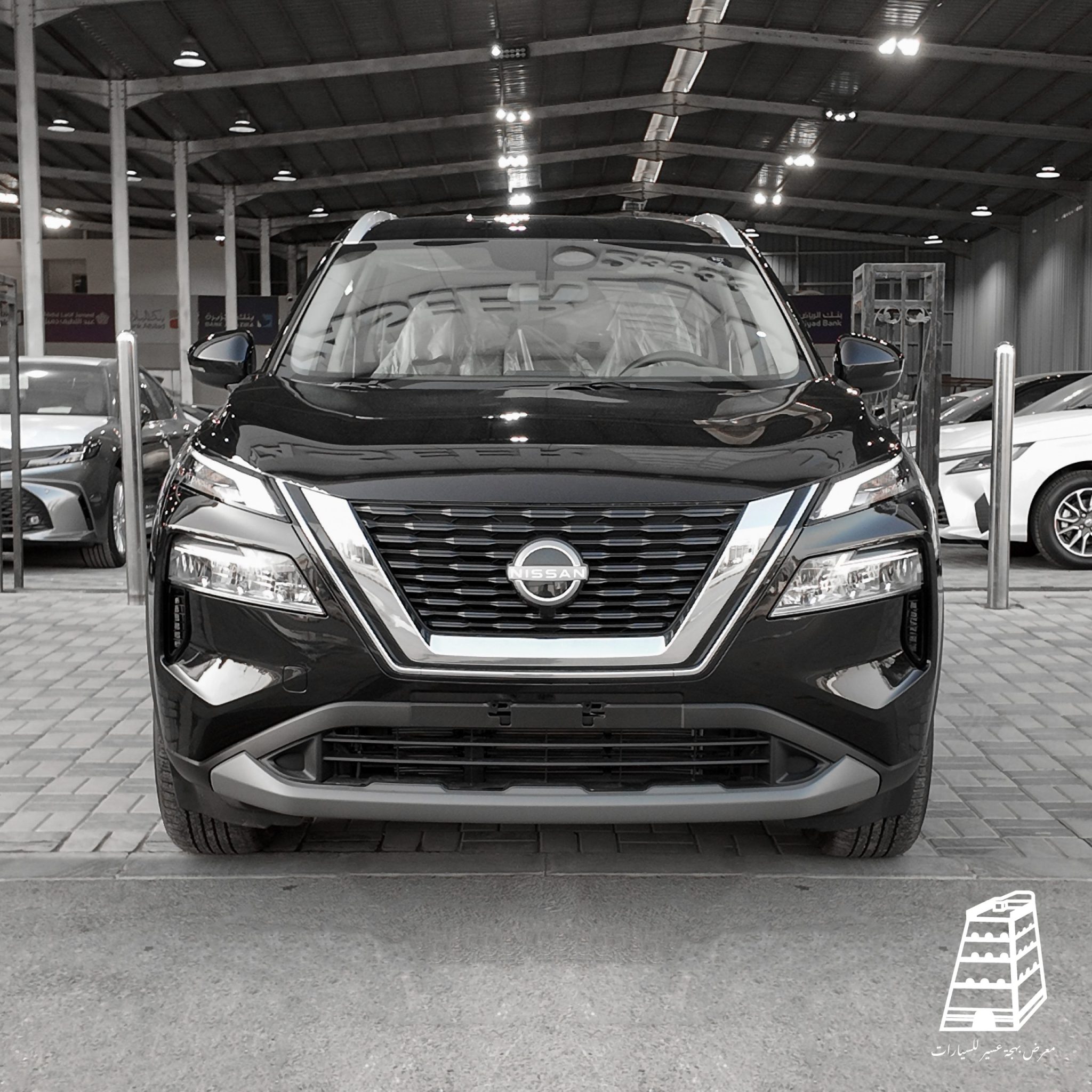 Nissan X-Trail Standard Double (Black)