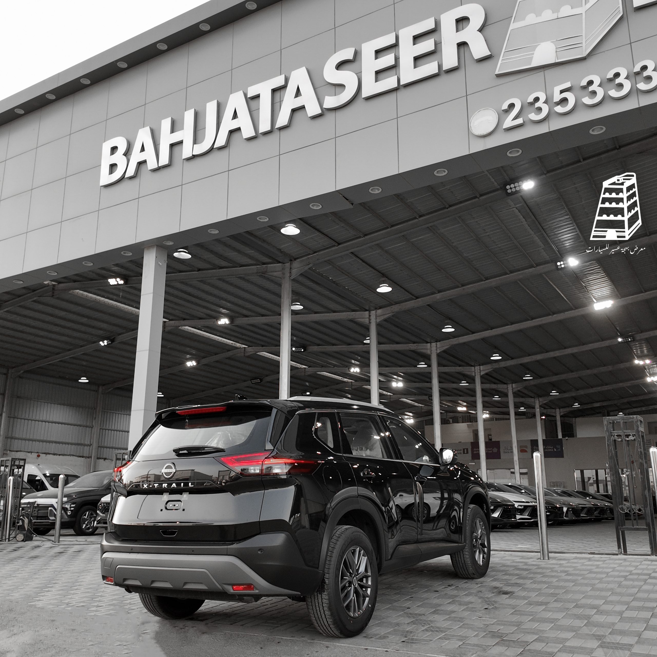 Nissan X-Trail Standard Double (Black)