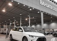 Toyota Yaris Y (White)