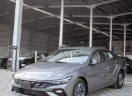 Hyundai Elantra Smart Plus (Silver)