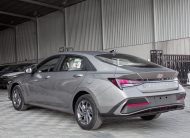 Hyundai Elantra Smart Plus (Silver)