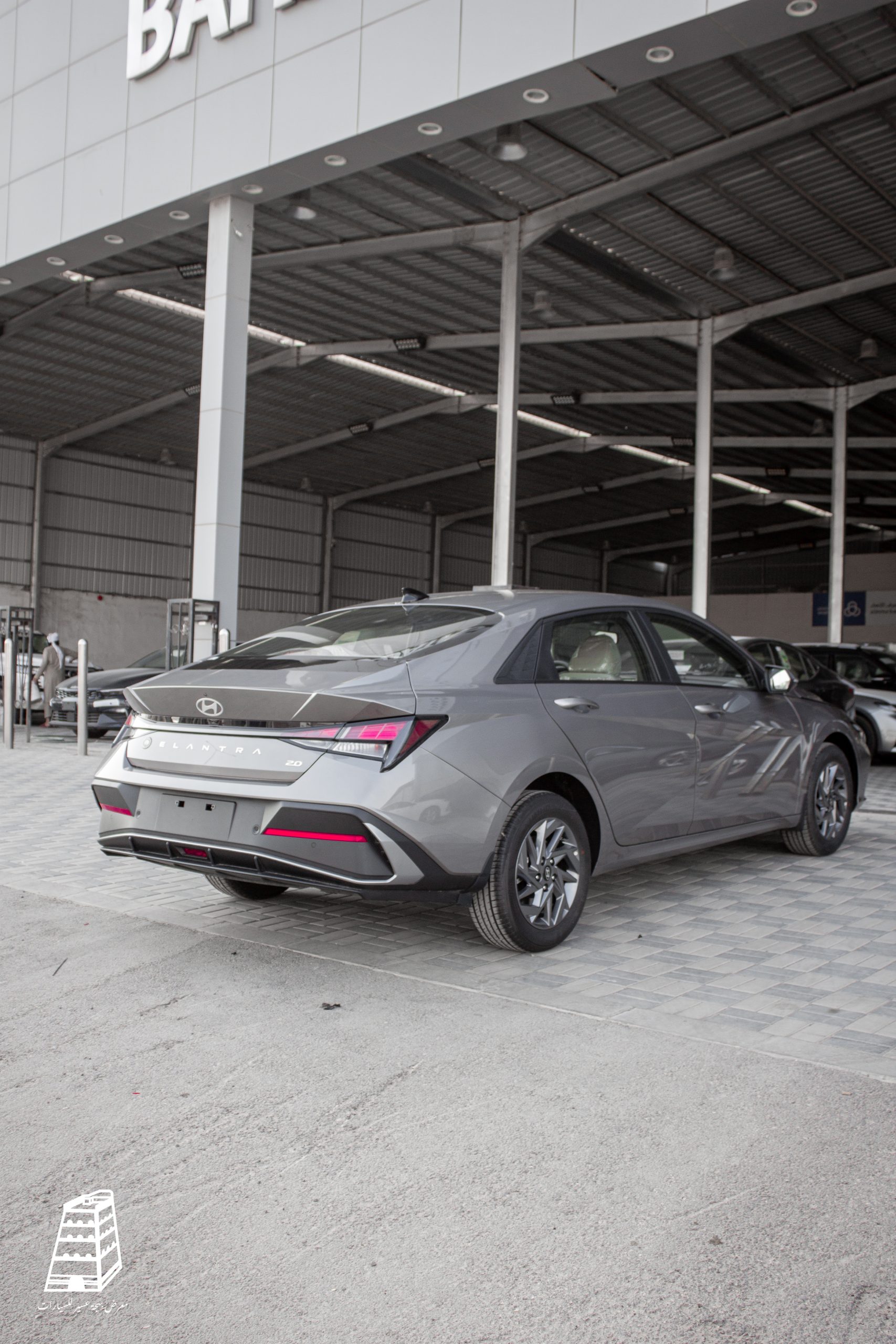 Hyundai Elantra Smart Plus (Silver)