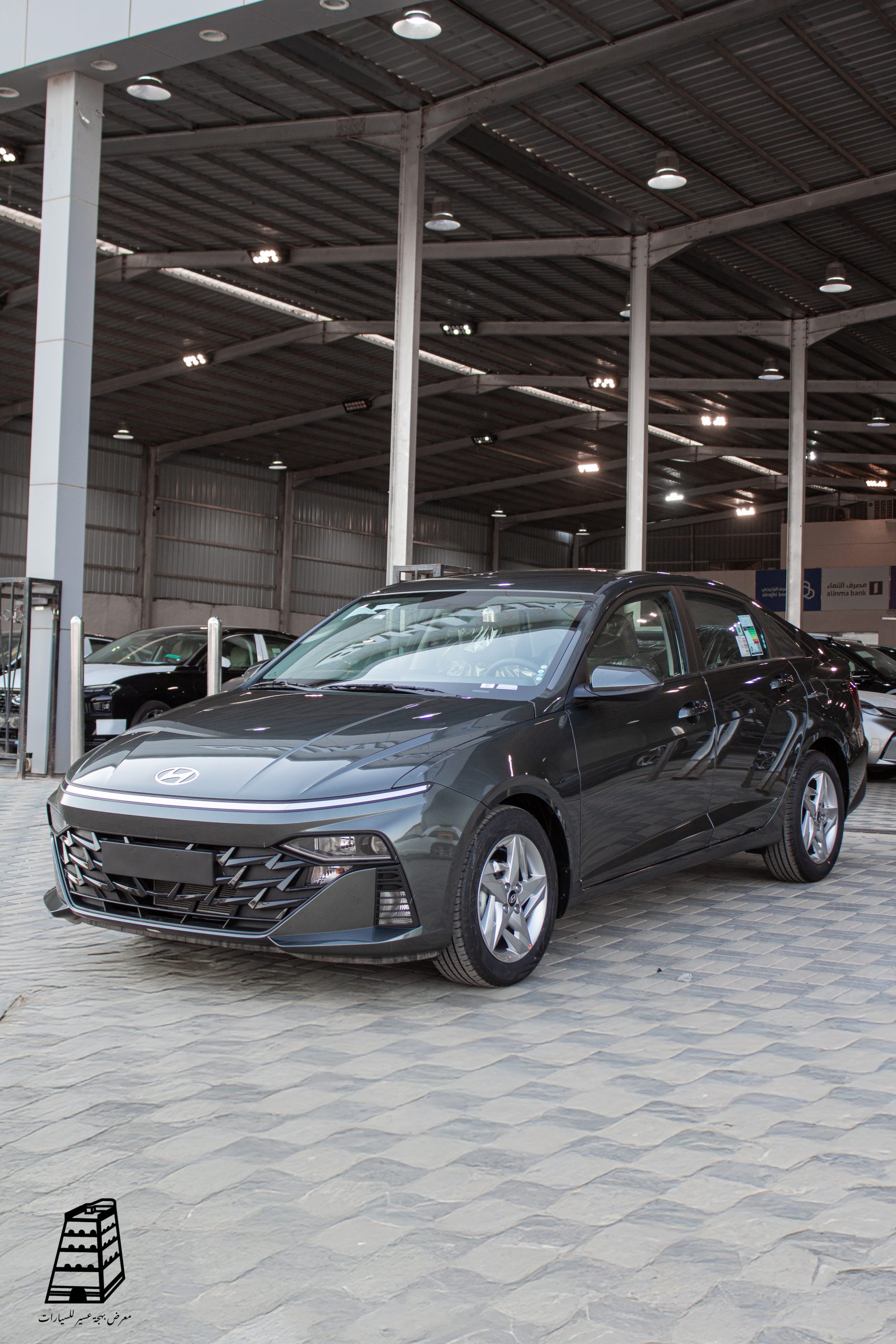 Hyundai Accent Smart (Black)