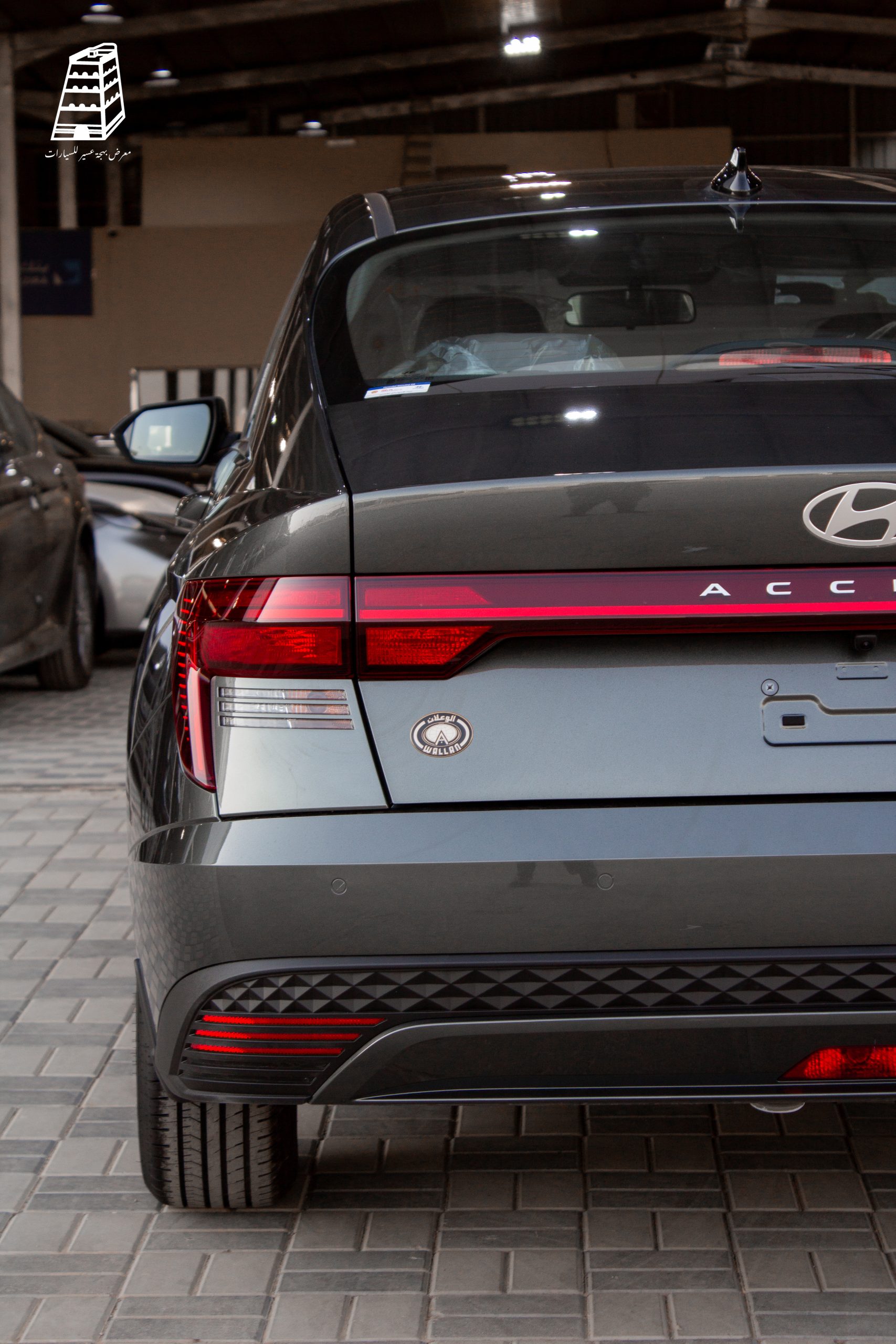 Hyundai Accent Smart (Black)