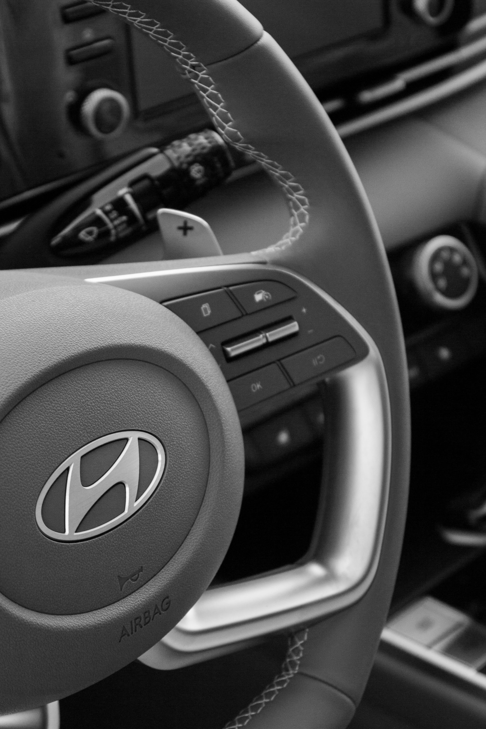 Hyundai Elantra Comfort (White)