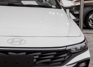 Hyundai Elantra Comfort (White)