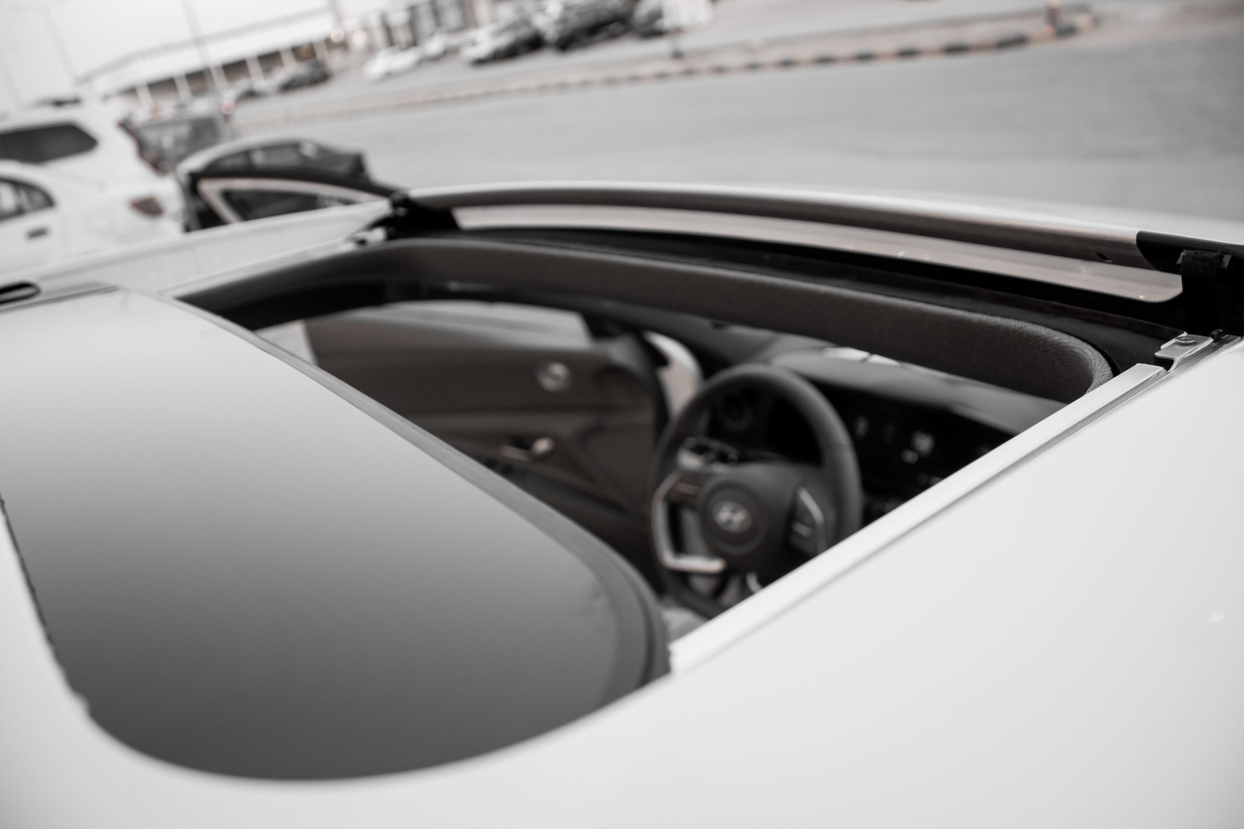 Hyundai Elantra Comfort (White)