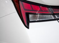 Hyundai Elantra Comfort (White)